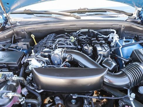 Used 2024 Dodge Durango GT image 28