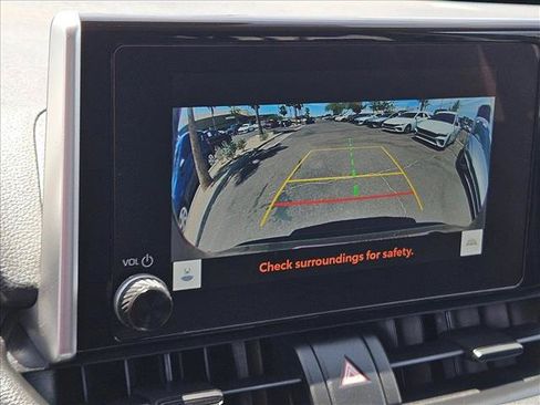 Used 2024 Toyota RAV4 XLE FWD image 17