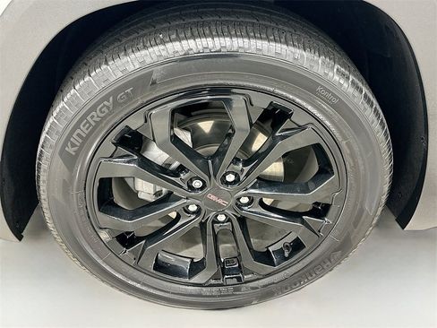 Used 2022 GMC Terrain SLE w/ Driver Convenience Package image 31