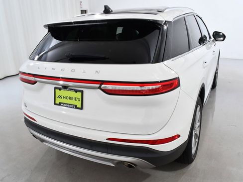 Used 2022 Lincoln Corsair AWD w/ Premium Package image 12