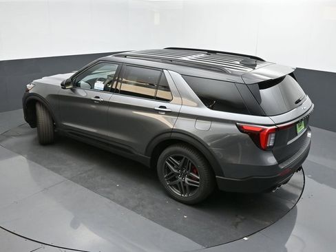 New 2026 Ford Explorer ST image 38