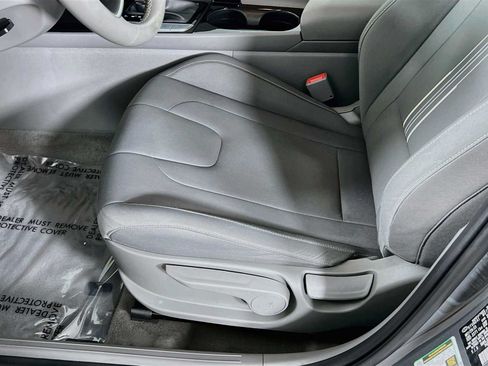 Certified 2023 Hyundai Elantra SEL w/ Convenience Package FWD image 20