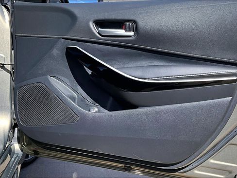 Used 2019 Toyota Corolla XSE image 25