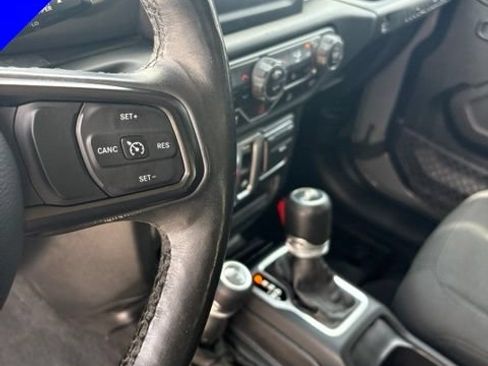 Used 2018 Jeep Wrangler Sport w/ Quick Order Package 24S AWD/4WD image 15