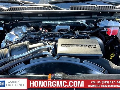 Used 2025 GMC Sierra 3500 Denali Ultimate AWD/4WD image 31