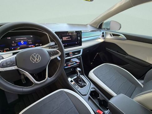 New 2026 Volkswagen Taos SE image 41