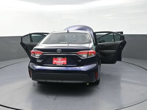 Used 2024 Toyota Corolla LE FWD image 43