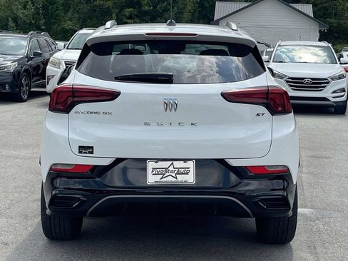 Used 2024 Buick Encore GX Sport Touring FWD image 6
