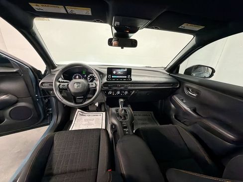 Used 2025 Honda HR-V Sport image 19
