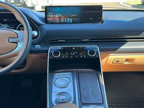 Certified 2021 Genesis GV80 3.5T w/ Prestige Package 07 image 11