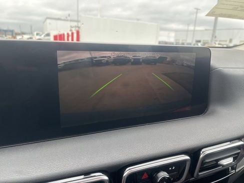 New 2026 Nissan Sentra SR w/ Floor Mat Package FWD image 12