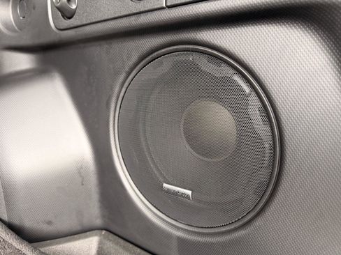 Used 2025 Subaru Forester Sport image 36