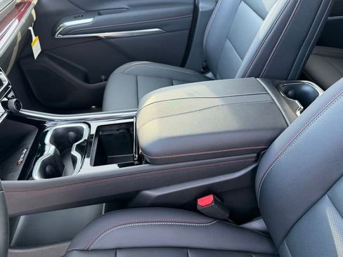 New 2026 Chevrolet Traverse Z71 w/ Driver Confidence Package image 38