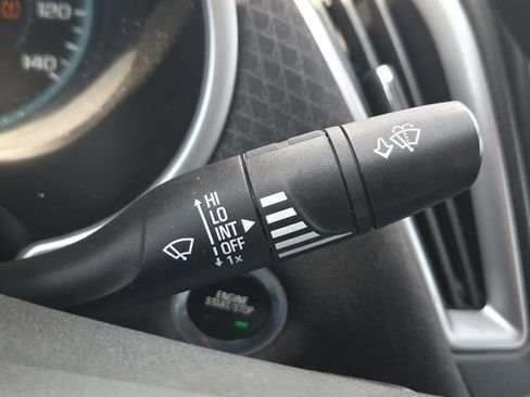 Used 2023 Chevrolet Malibu LT image 38