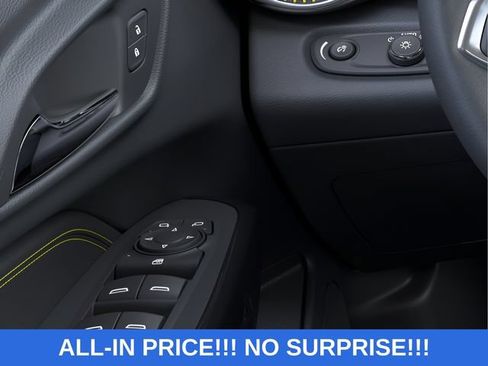 New 2026 Chevrolet Trax ACTIV w/ Sunroof Package FWD image 16