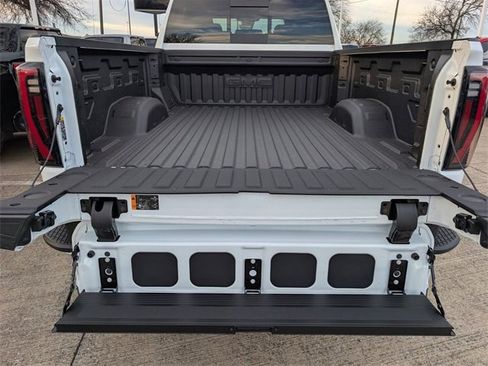 New 2026 GMC Sierra 2500 AT4 w/ AT4 Premium Plus Package image 7