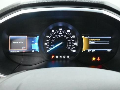 Used 2019 Ford Edge Titanium w/ Cold Weather Package AWD/4WD image 17