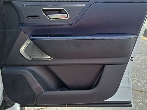 New 2026 INFINITI QX80 4WD image 49