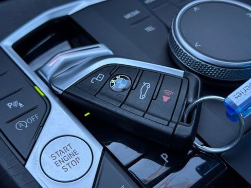 Used 2024 BMW 330i xDrive Sedan image 32