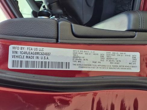 Used 2021 Jeep Grand Cherokee Laredo X RWD image 10