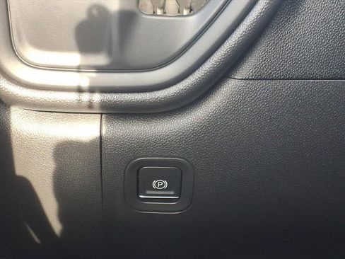 Used 2020 Chevrolet Silverado 1500 W/T w/ WT Convenience Package image 29