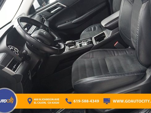 Used 2022 Mitsubishi Outlander SE image 9