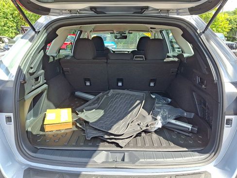Used 2025 Subaru Outback AWD/4WD image 26