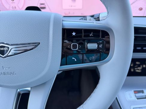 New 2026 Genesis GV70 2.5T Advanced AWD/4WD image 25