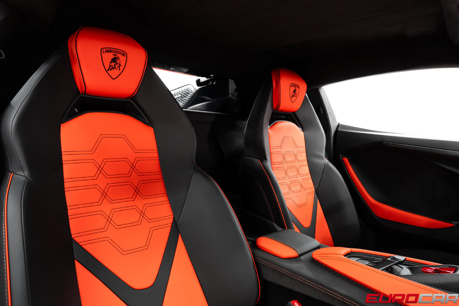 Used 2025 Lamborghini Revuelto AWD/4WD image 47