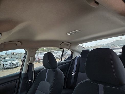 Used 2025 Nissan Sentra SV image 20