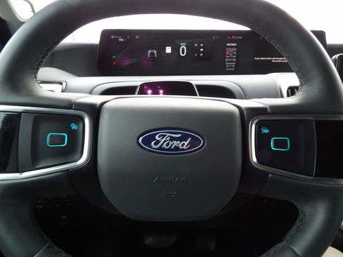 Used 2025 Ford Expedition Max Active image 28