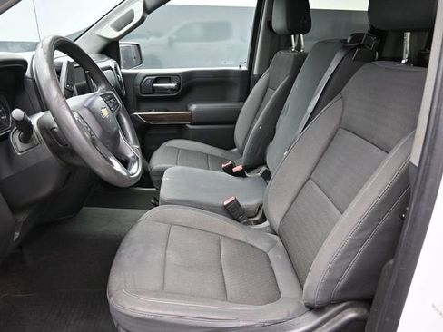 Used 2020 Chevrolet Silverado 1500 LT w/ Trailering Package image 12