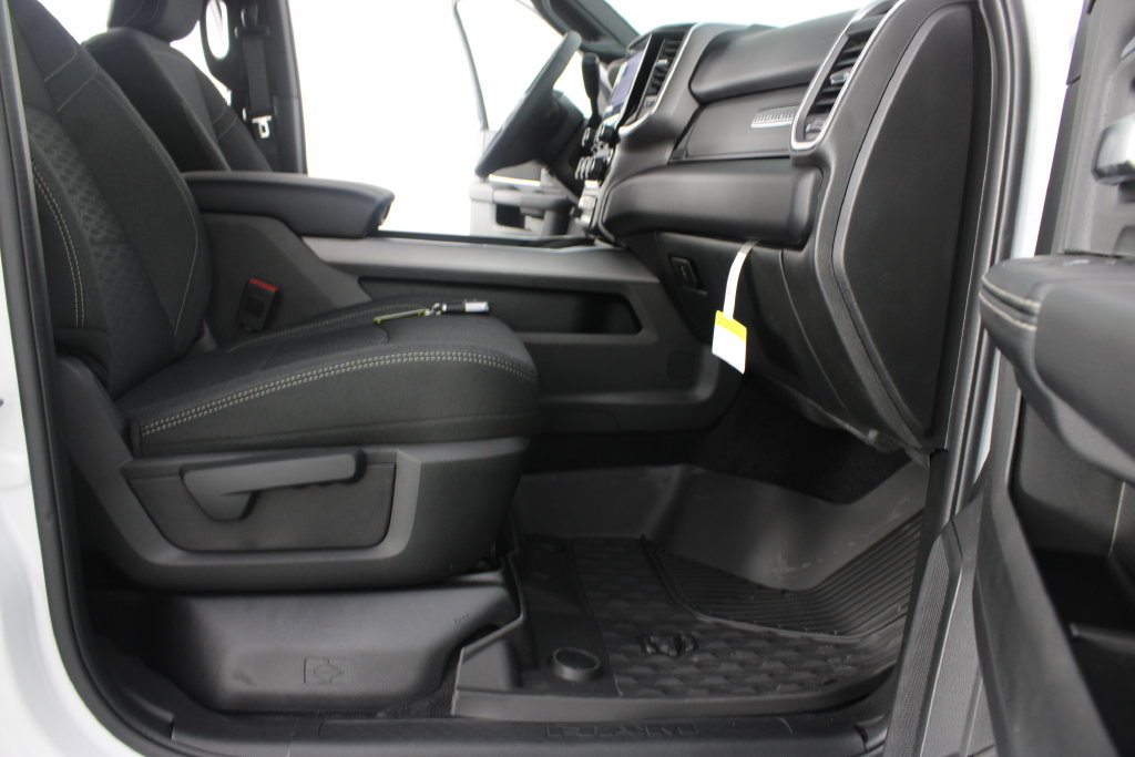New 2027 RAM 2500 Big Horn AWD/4WD image 19