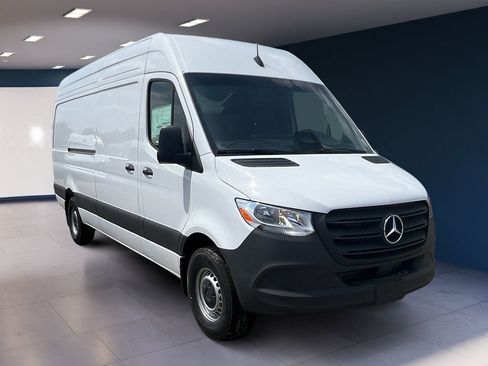 New 2025 Mercedes-Benz Sprinter 2500 image 6