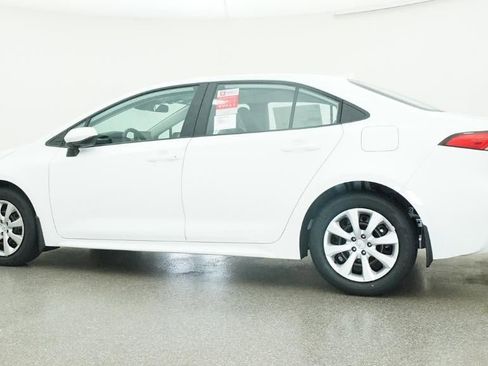 New 2026 Toyota Corolla LE FWD image 20