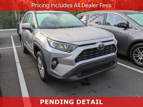 Used 2021 Toyota RAV4 XLE FWD image 1