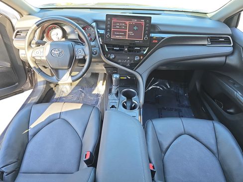 Used 2024 Toyota Camry XSE image 9