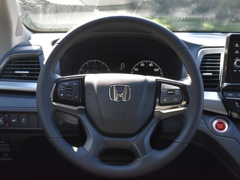 New 2026 Honda Odyssey EX-L image 14