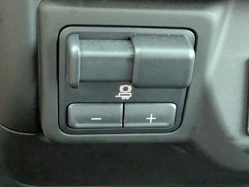 Used 2025 Chevrolet Silverado 2500 Custom w/ Custom Value Package AWD/4WD image 24