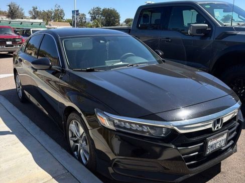 Used 2019 Honda Accord LX image 3