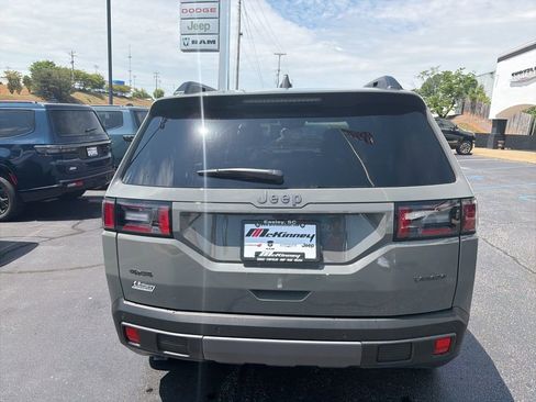 New 2026 Jeep Cherokee Laredo AWD/4WD image 7