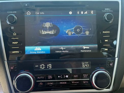 Used 2019 Subaru Outback 3.6R Limited w/ Popular Package #2 AWD/4WD image 17
