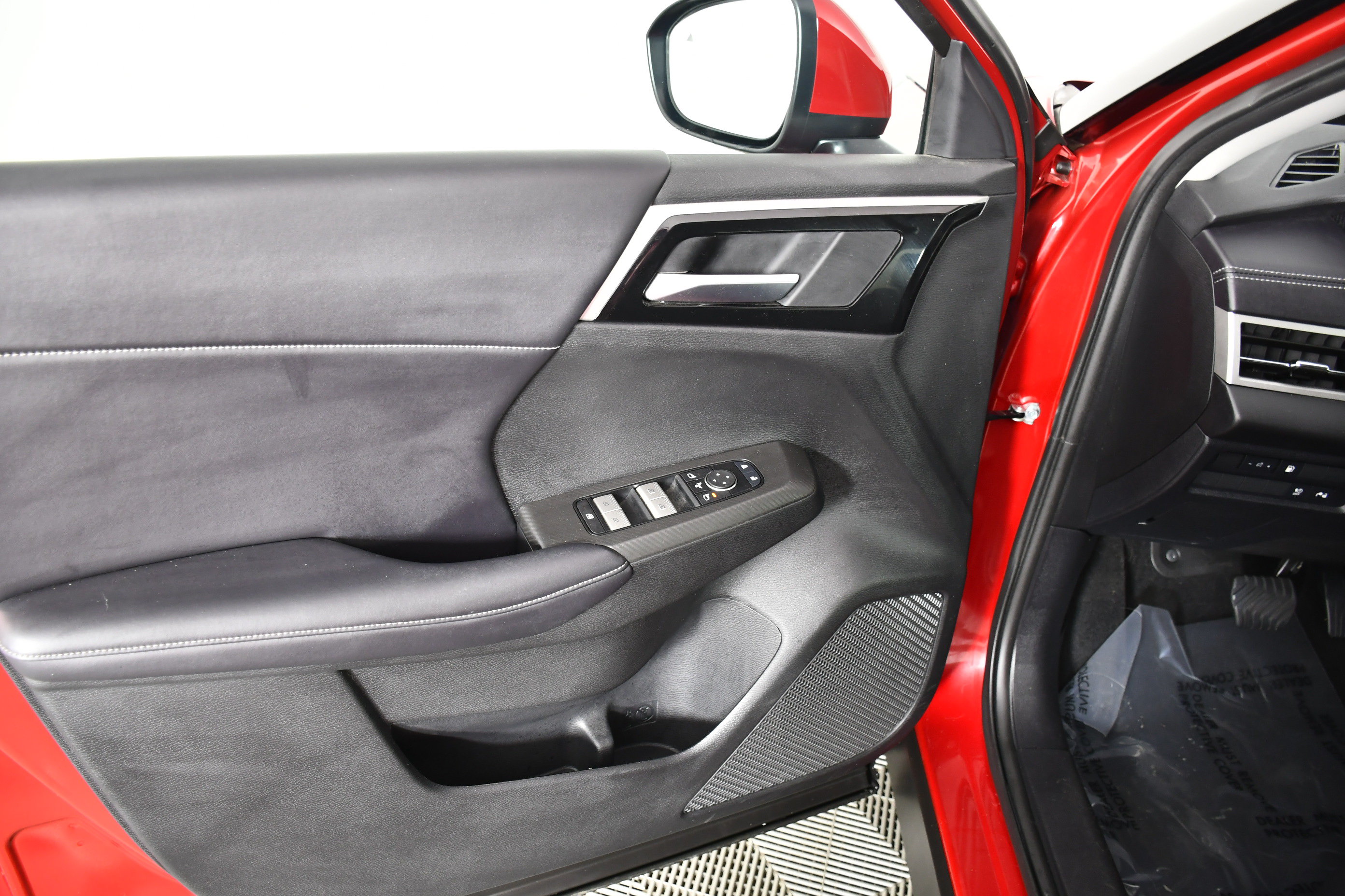 Used 2025 Mitsubishi Outlander SE AWD/4WD image 33