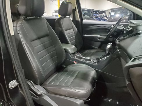 Used 2014 Ford Escape Titanium w/ Equipment Group 401A AWD/4WD image 13