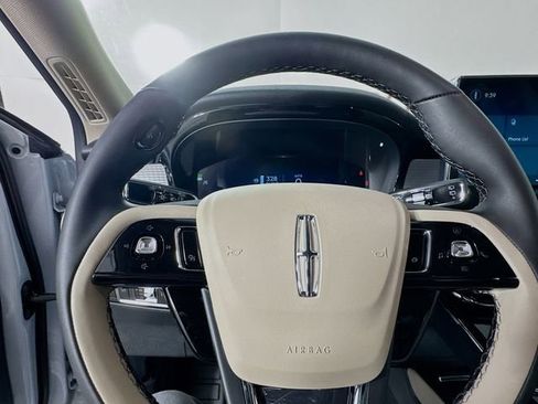 New 2026 Lincoln Corsair Premiere FWD image 12