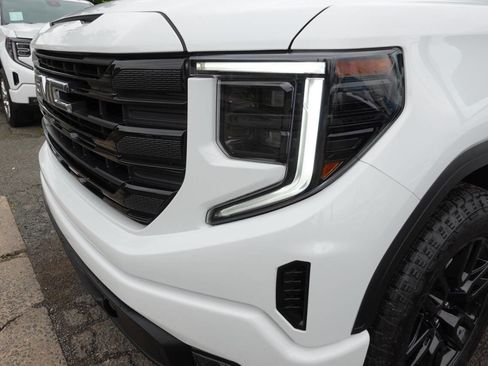 Used 2023 GMC Sierra 1500 Elevation image 56