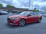 Used 2021 Nissan Altima 2.5 SR image 2