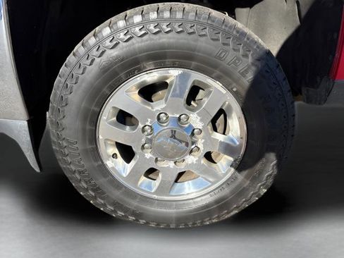 Used 2015 Chevrolet Silverado 2500 LT AWD/4WD image 8