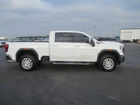 Certified 2024 GMC Sierra 2500 SLT w/ SLT Premium Package image 4