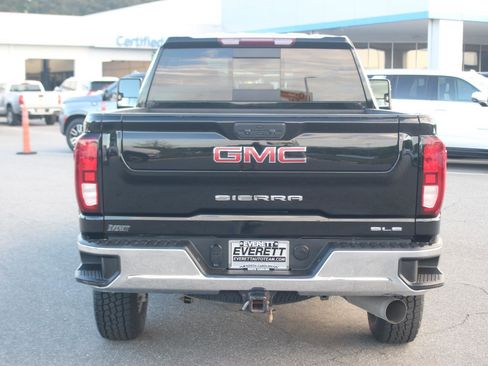 Used 2023 GMC Sierra 2500 SLE w/ SLE Value Package; AWD/4WD image 6
